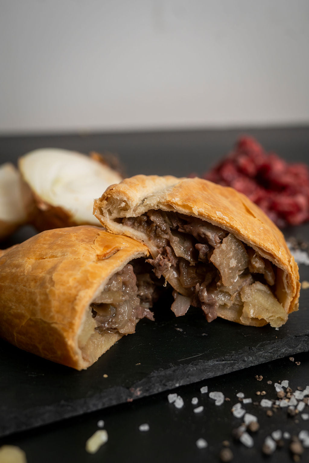 Pasty & Cream Tea Hamper for 4 People