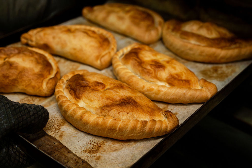 Baked Cheese and Onion (6 Pasties)