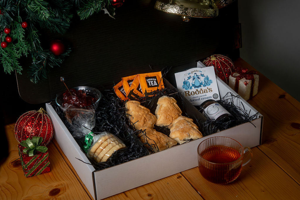 Christmas Cream Tea for 4