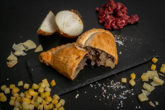 Baked Medium Gourmet Pasties (6 Pasties)